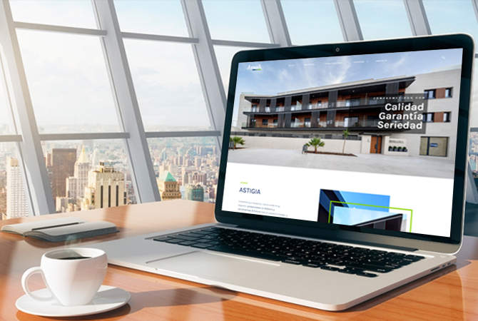 Diseño Página Web Astigia Constructora, por Evirom